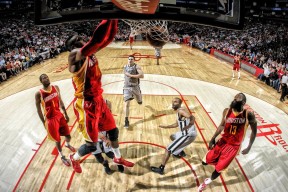 中国篮球推广篮球进校园活动拓展群众基础，篮球运动推广活动方案