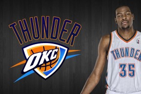 外援在比赛中展现领导力帮助队友协调站位与防线沟通，球队外援